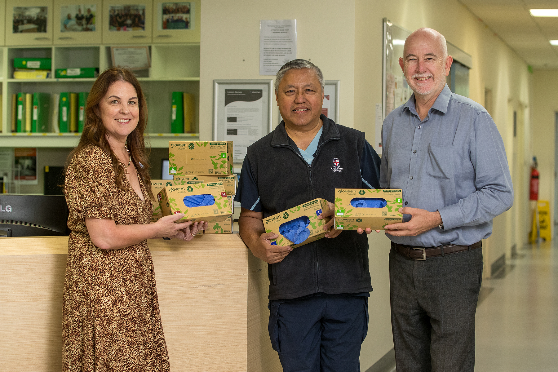 Picture of EMHS CE Dr Lesley Bennett with Nestor Pagkalinawan and Philip Aylward.